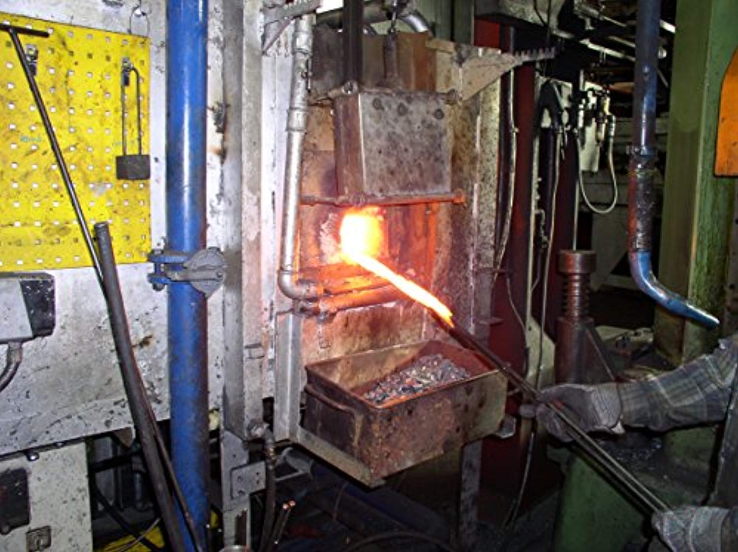 Hartmetall Seitenschneider 120mm 3439HS22 spitzer Kopf mit Auskehlung